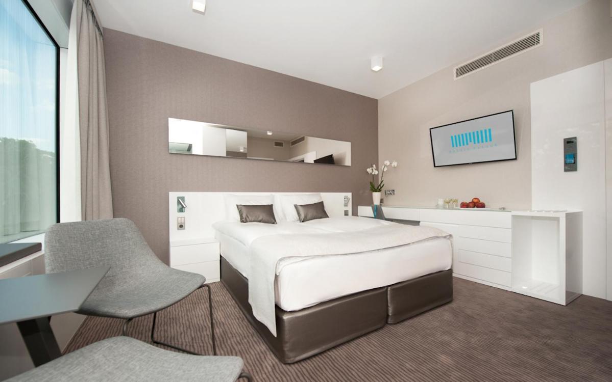 Baltic Palace Aparthotel Pobierowo Ngoại thất bức ảnh